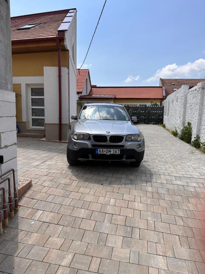 Infinity Apartman Esztergom Bagian luar foto
