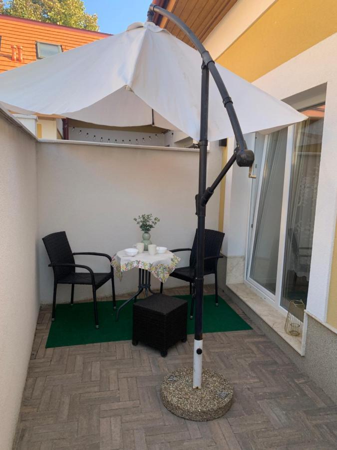 Infinity Apartman Esztergom Bagian luar foto